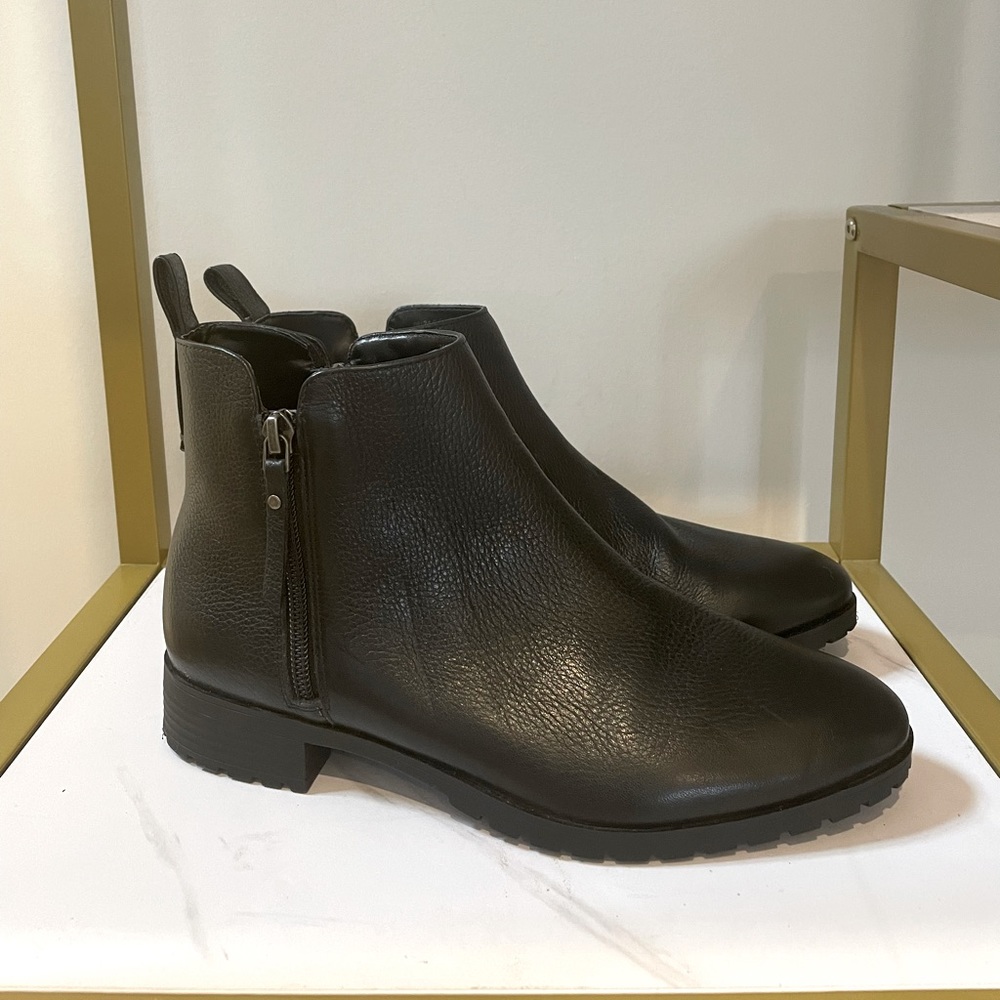Caslon Water Resistant Booties
